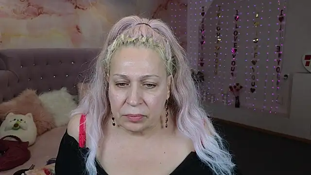 Penelope Pinky online show from 12, 3, 2025