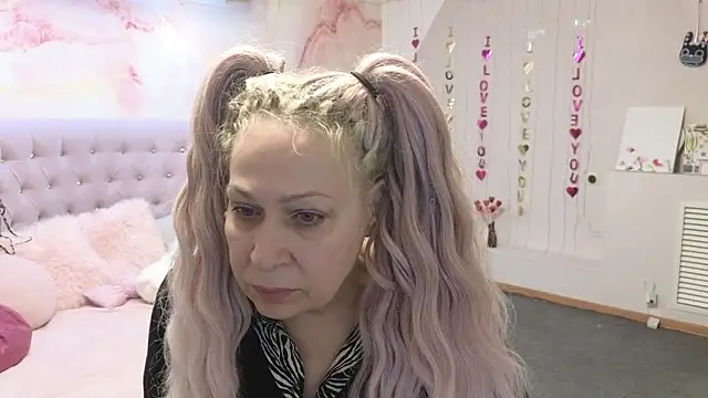 Penelope Pinky online show from 19, 3, 2025