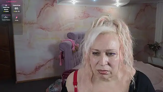 Snapshot of Penelope_Pinky chatting on 22, 7, 2026 Penelope Pinky online show from 22, 7, 2026