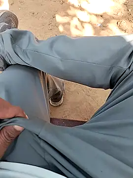 Snapshot of chootkapyasa007 chatting on 5, 11, 2025 chootkapyasa007 online show from 5, 11, 2025