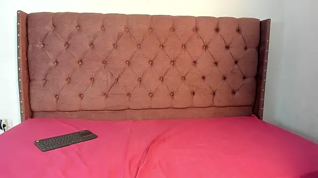 lau hotfox online show from 16, 12, 2025