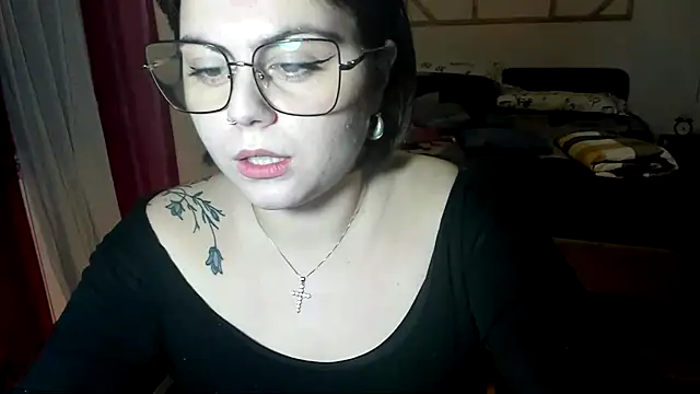 Snapshot of raiazane23 chatting on 8, 1, 2025 raiazane23 online show from 8, 1, 2025