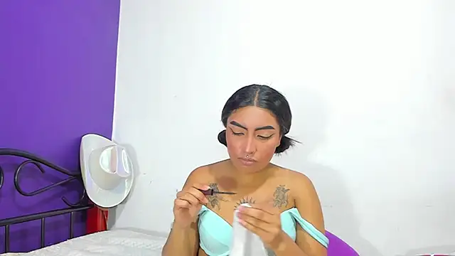 Natymontiell  online show from 18, 12, 2024