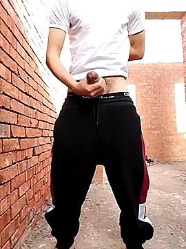 Snapshot of big_cock2182 chatting on 17, 2, 2026 big cock2182 online show from 17, 2, 2026