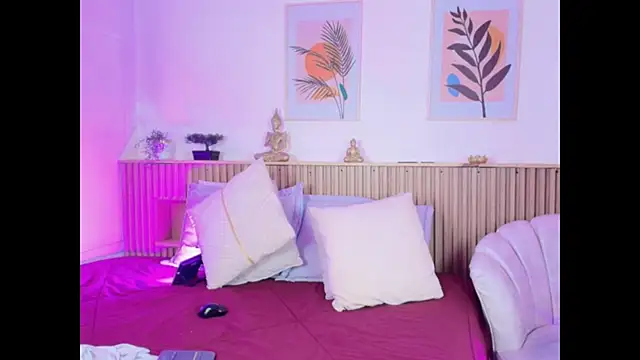 EmmaJhonnsson online show from 8, 3, 2025