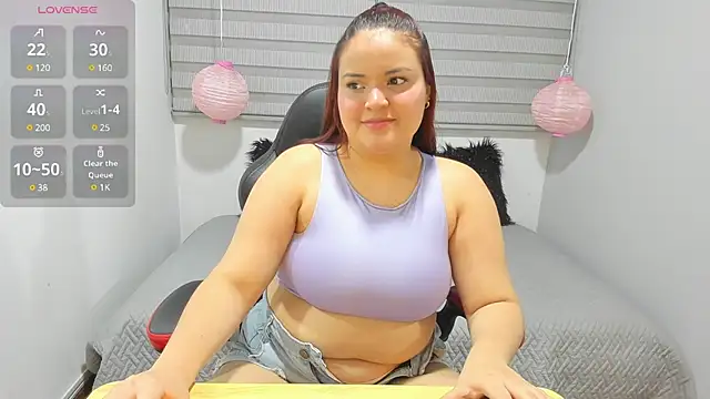 Snapshot of melanie_hh chatting on 6, 1, 2025 melanie hh online show from 6, 1, 2025