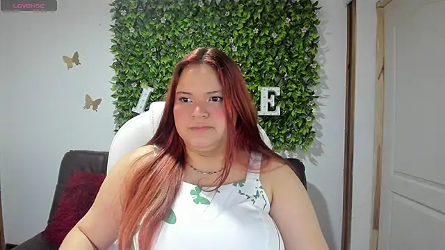 Snapshot of melanie_hh chatting on 21, 2, 2025 melanie hh online show from 21, 2, 2025