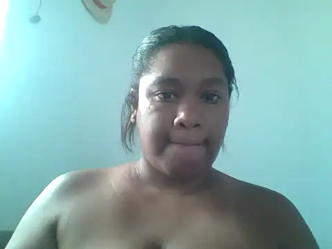 Snapshot of marrie1998 chatting on 17, 9, 2025 marrie1998 online show from 17, 9, 2025