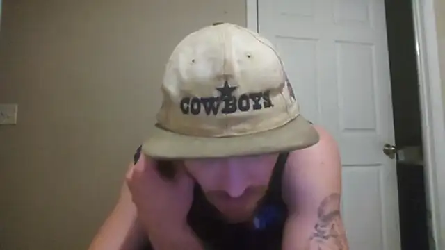 Snapshot of Huntzg23 chatting on 3, 7, 2026 Huntzg23 online show from 3, 7, 2026