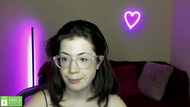 Snapshot of Alicia_redfollow chatting on 6, 3, 2025 Alicia redfollow online show from 6, 3, 2025