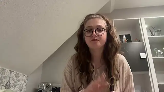 NikaCyberslut online show from 29, 12, 2024