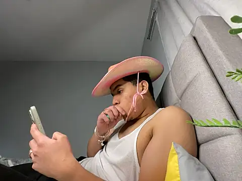 meunde19 online show from 26, 1, 2025