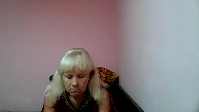 sakura blonde online show from 11, 2, 2025