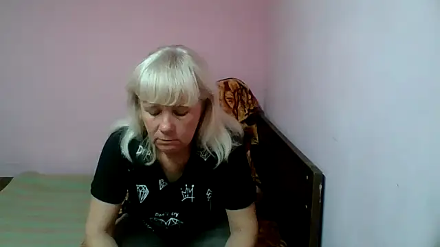 sakura blonde online show from 15, 2, 2025