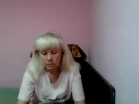 sakura blonde online show from 4, 3, 2025