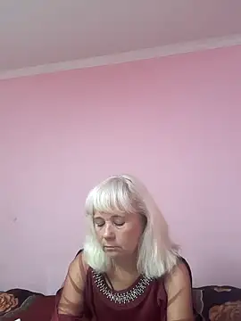 sakura blonde online show from 26, 9, 2025