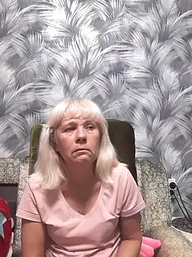 sakura blonde online show from 10, 10, 2025