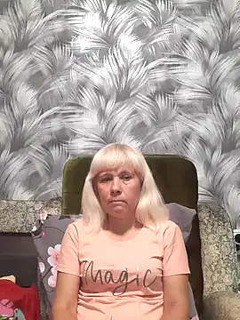 sakura blonde online show from 11, 10, 2025