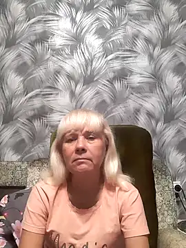 sakura blonde online show from 13, 10, 2025