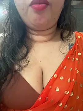 Snapshot of Akhi_Akshaya chatting on 4, 1, 2025 Akhi Akshaya online show from 4, 1, 2025