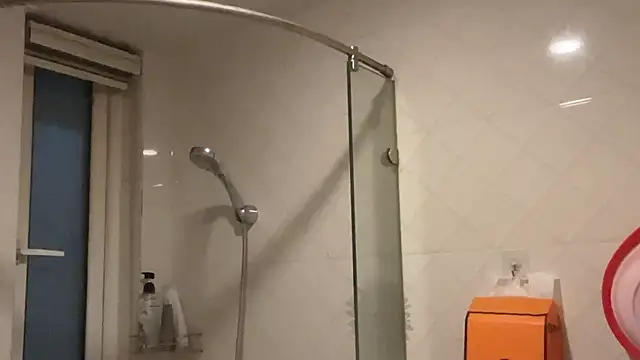 Snapshot of Z30966903S chatting on 18, 1, 2025 Z30966903S online show from 18, 1, 2025