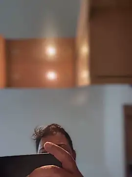 Snapshot of SecretlyDD chatting on 7, 2, 2026 SecretlyDD online show from 7, 2, 2026