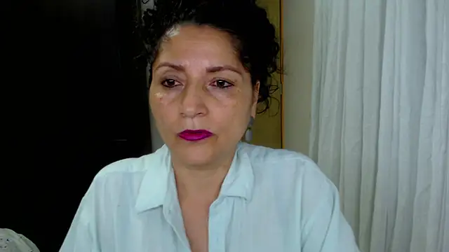 arianna ros3 online show from 7, 4, 2026