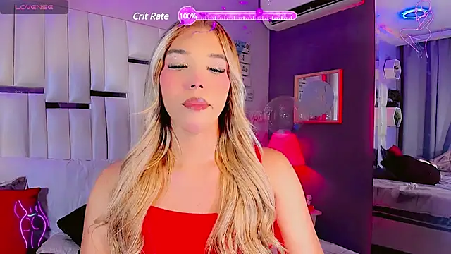 Snapshot of Aileen_18 chatting on 1, 1, 2025 Aileen 18 online show from 1, 1, 2025