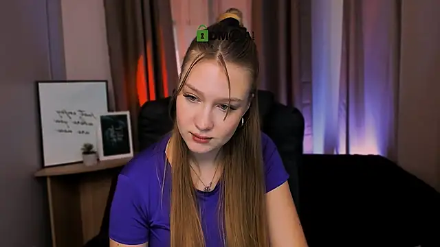 playful sophie online show from 30, 1, 2025