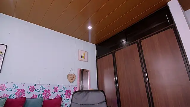 GabbyHills online show from 23, 12, 2024