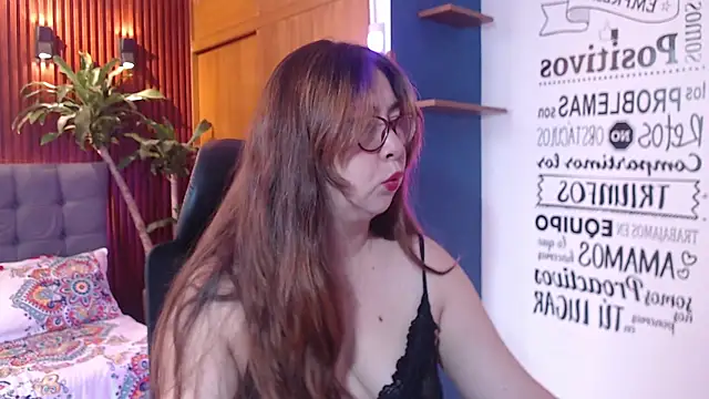 Snapshot of chloe_prg chatting on 17, 2, 2025 chloe prg online show from 17, 2, 2025