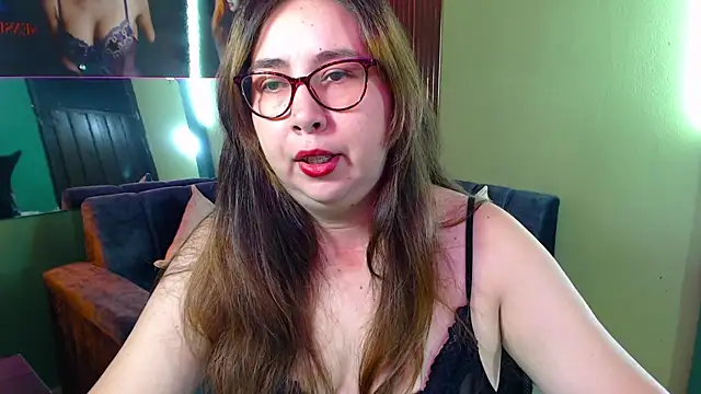 Snapshot of chloe_prg chatting on 20, 2, 2025 chloe prg online show from 20, 2, 2025