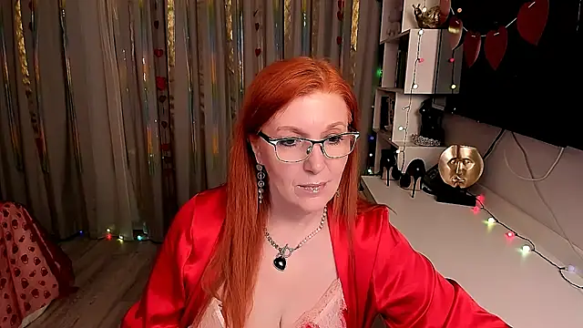 Fire-Fox-One online show from 16, 2, 2025