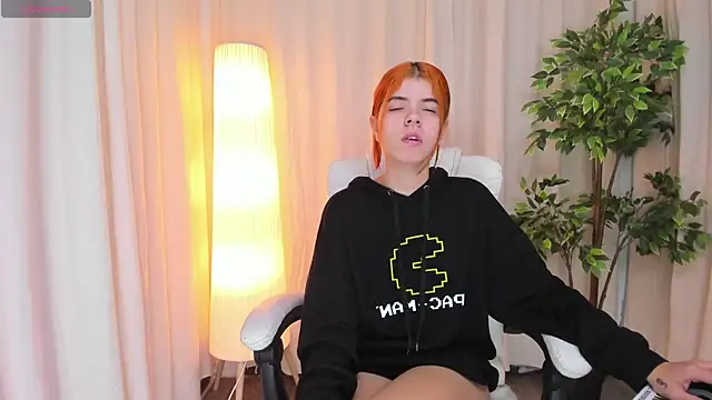 Maddy bennet online show from 27, 2, 2025