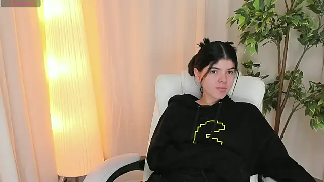 Maddy bennet online show from 7, 3, 2025