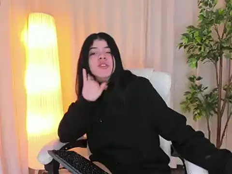 Maddy bennet online show from 12, 3, 2025