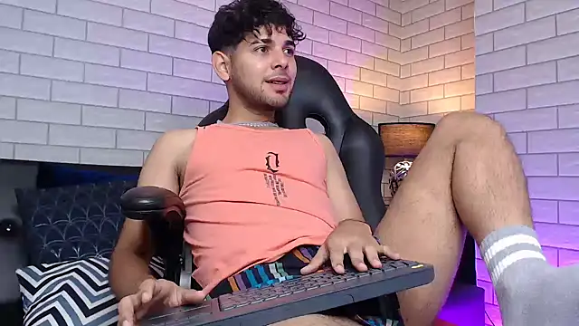 Samir bear online show from 8, 3, 2025