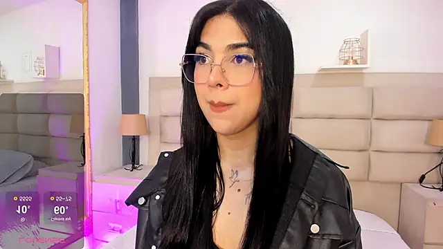 RoseCassie online show from 23, 10, 2025