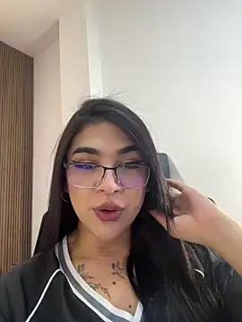 RoseCassie online show from 20, 2, 2026