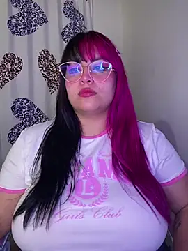 Snapshot of Pinky-Flower chatting on 15, 2, 2025 Pinky-Flower online show from 15, 2, 2025