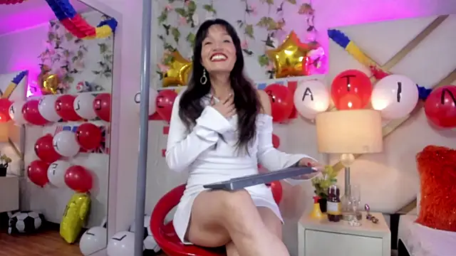 Snapshot of AmyRox_ chatting on 17, 7, 2026 AmyRox online show from 17, 7, 2026