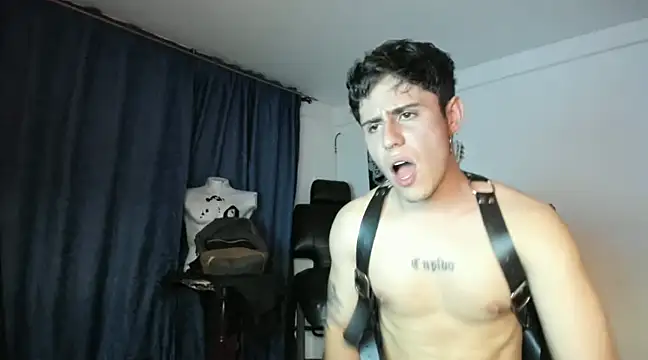 Antonello Vannucci online show from 2, 3, 2025