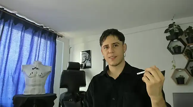 Antonello Vannucci online show from 12, 3, 2025