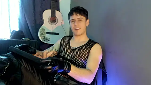 Snapshot of Antonello_Vannucci chatting on 1, 12, 2025 Antonello Vannucci online show from 1, 12, 2025