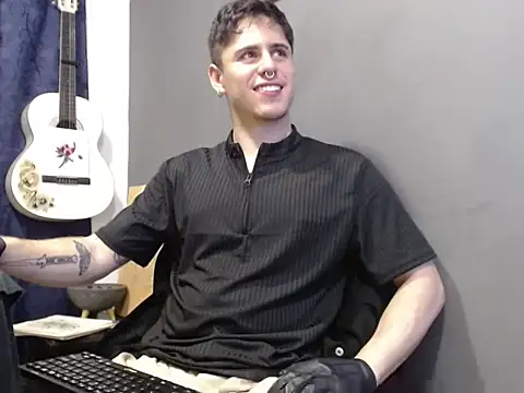 Snapshot of Antonello_Vannucci chatting on 7, 2, 2026 Antonello Vannucci online show from 7, 2, 2026