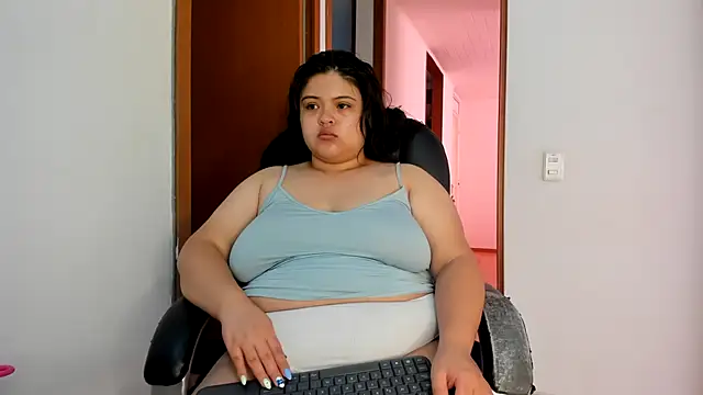 lizzie c online show from 28, 2, 2025