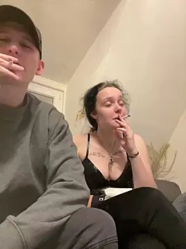 Snapshot of milabandolero chatting on 25, 12, 2024 milabandolero online show from 25, 12, 2024