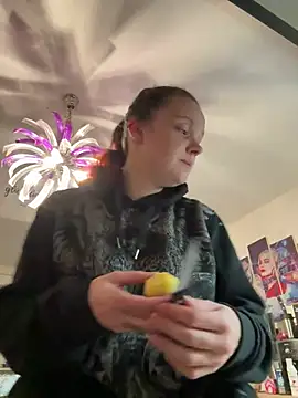 Snapshot of milabandolero chatting on 27, 12, 2024 milabandolero online show from 27, 12, 2024