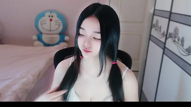 xiao-xiao-D online show from 22, 11, 2025