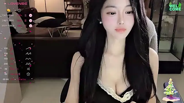 Snapshot of Irene--- chatting on 2, 1, 2025 Irene--- online show from 2, 1, 2025